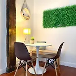 Fika Flat Casco Viejo Parking 20 Euro X Dia بلباو