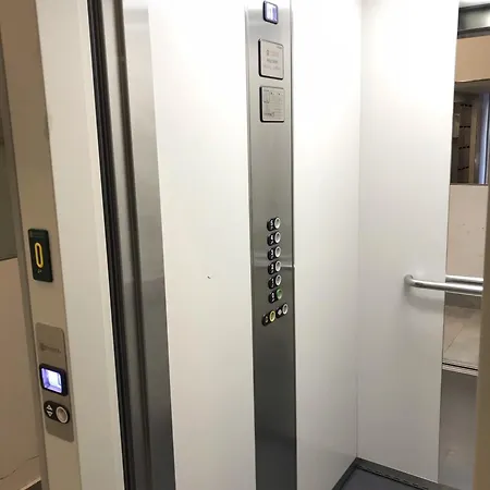 Fika Flat Casco Viejo Parking 20 Euro X Dia Bilbao