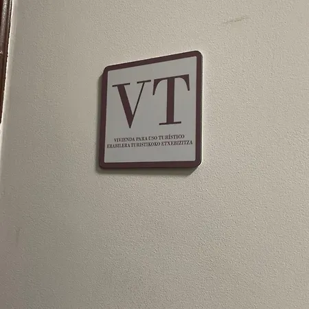 Fika Flat Casco Viejo Parking 20 Euro X Dia Daire Bilbao